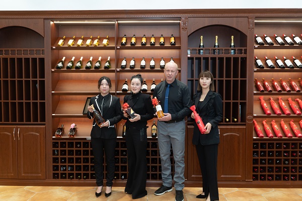 想做红酒生意怎么选择羞羞视频APP免费下载的羞羞视频免费视频？