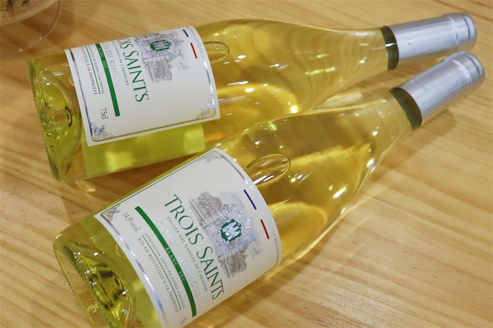 开一家红酒专卖店怎么样？